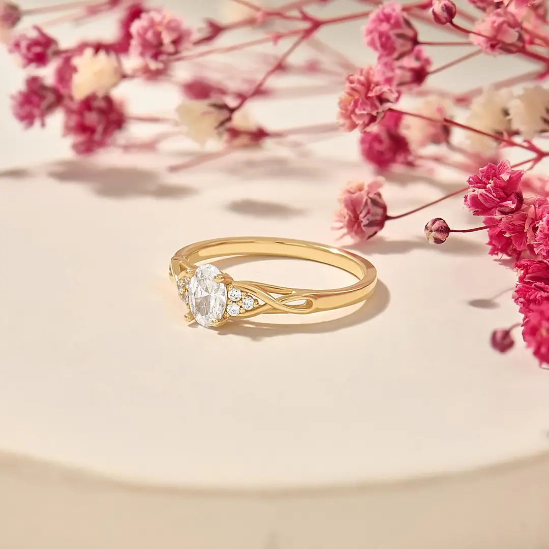 1.18CT Oval & Round Cut VVS Moissanite S925 Silver Engagement Ring 1.18CT Oval & Round Cut VVS Moissanite S925 Silver Engagement Ring