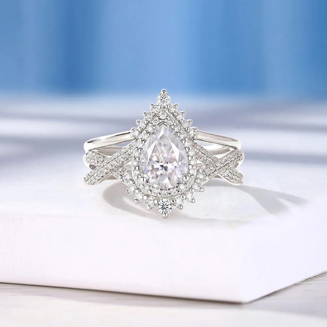 3.67CT Pear & Round Cut VVS Moissanite S925 Silver Engagement Ring Set