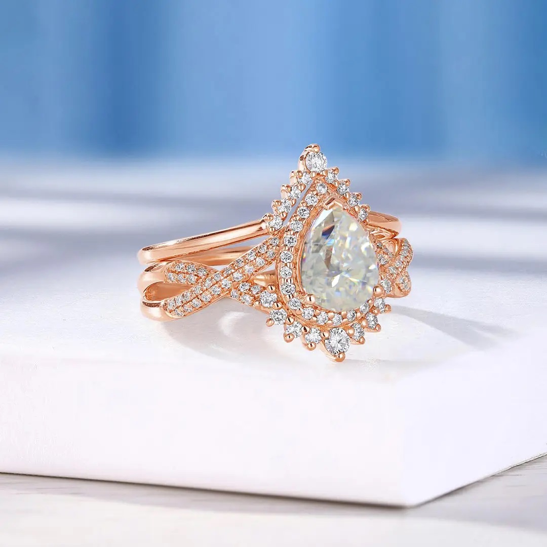 3.67CT Pear & Round Cut VVS Moissanite S925 Silver Engagement Ring Set