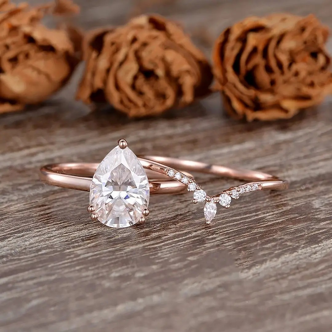 2.27CT Pear & Round Cut VVS Moissanite S925 Silver Engagement Ring Sets