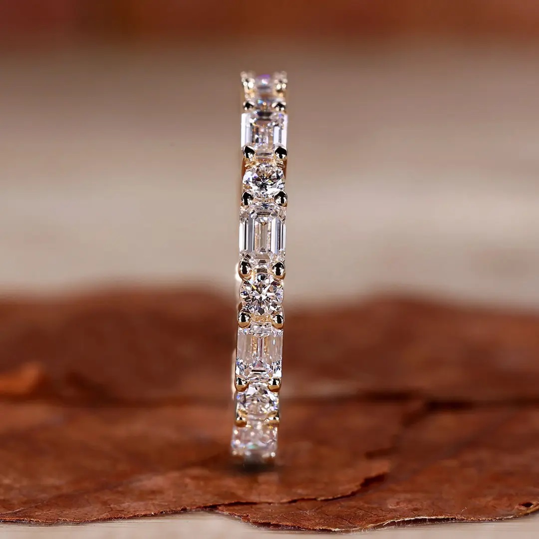 1.2CT Emerald & Round Cut VVS Moissanite S925 Silver Wedding Band