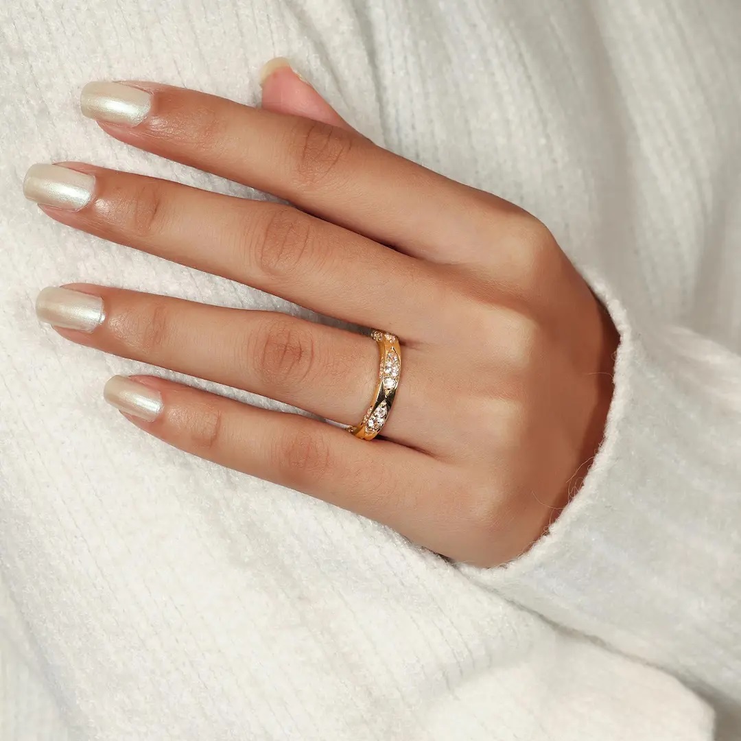 0.96CT Round Cut VVS Moissanite S925 Silver Wedding Band