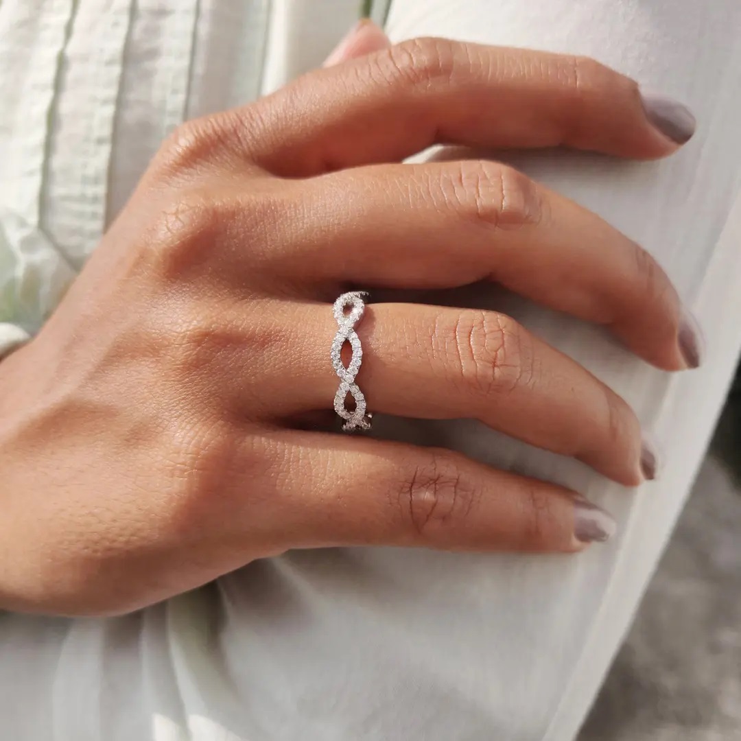 0.88CT Round Cut VVS Moissanite S925 Silver Twisted Wedding Band