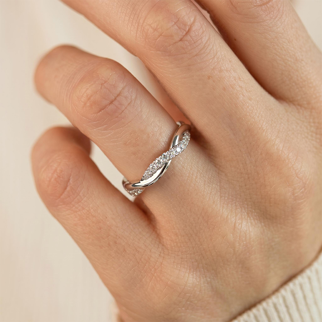 0.36CT Round Cut VVS Moissanite S925 Silver Twisted Wedding Band