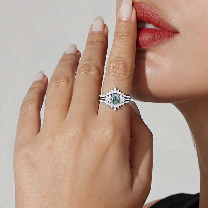 2.14CT Pear Cut Moss Agate & Round Cut Moissanite S925 Silver Unique Engagement Ring Set