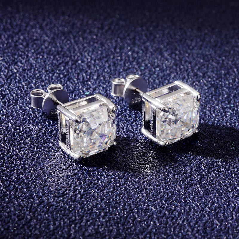 Custom S925 & VVS1 Moissanite Stud Earrings Deposit
