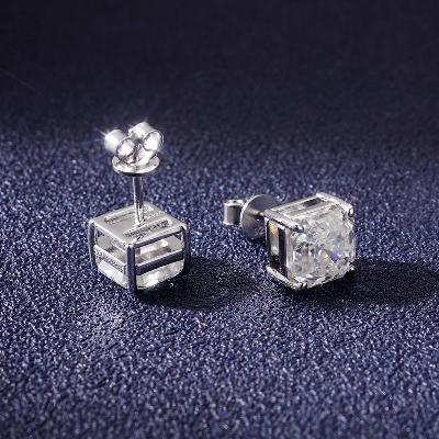 Custom VVS1 Moissanite Stud Earrings Deposit