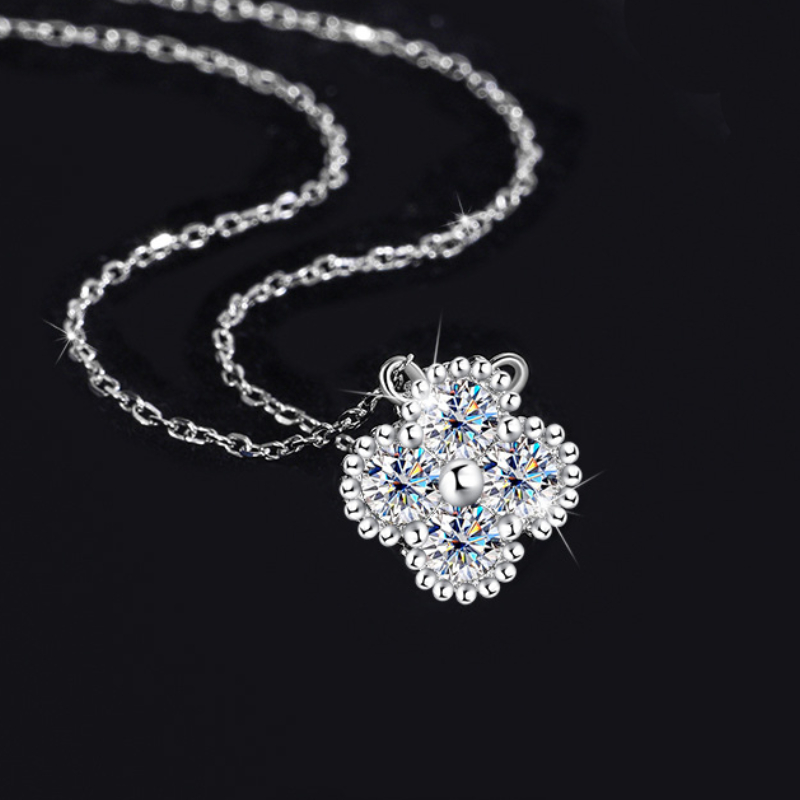 925 Silver VVS Moissanite Four-leaf Clover Pendant Necklace