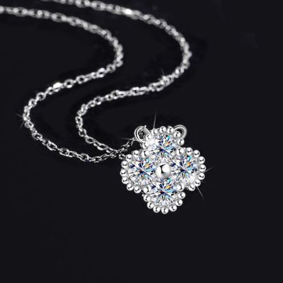 925 Silver VVS Moissanite Four-leaf Clover Pendant Necklace