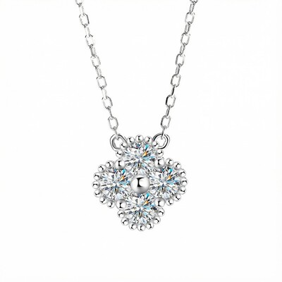 925 Silver VVS Moissanite Four-leaf Clover Pendant Necklace