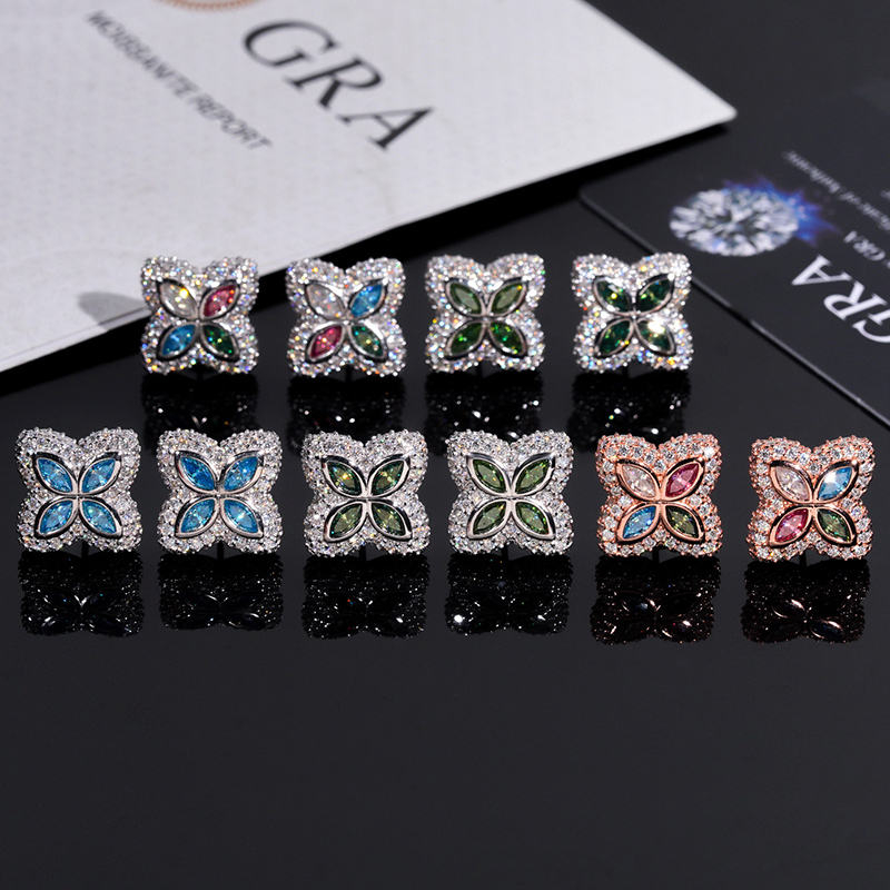 925S & VVS Moissanite Olive Green Clover Earrings 925S & VVS Moissanite Olive Green Clover Earrings