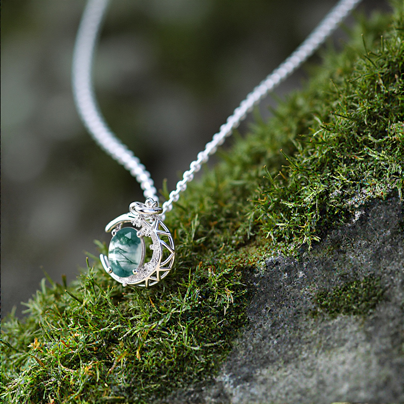 1.525CT Crescent Oval Cut Moss Agate & Round Cut Moissanite S925 Silver Pendant Necklace