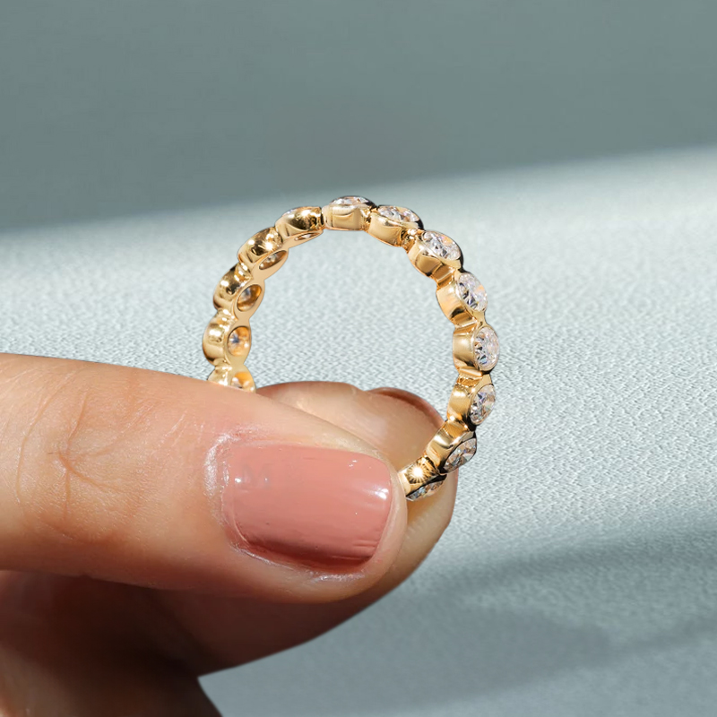 2.55CT Oval Cut VVS Moissante S925 Silver Wedding Band