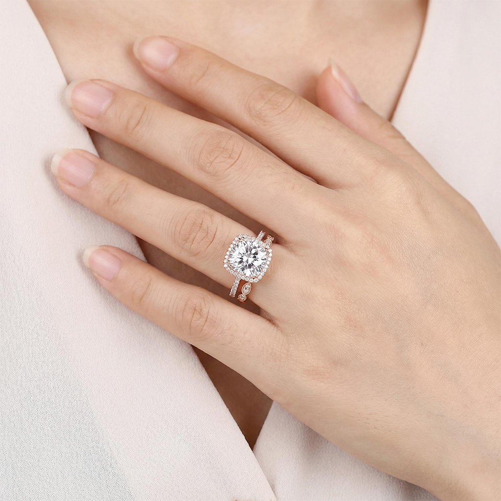 4.06CT Cushion & Round Cut VVS Moissanite S925 Silver Halo Engagement Ring Set