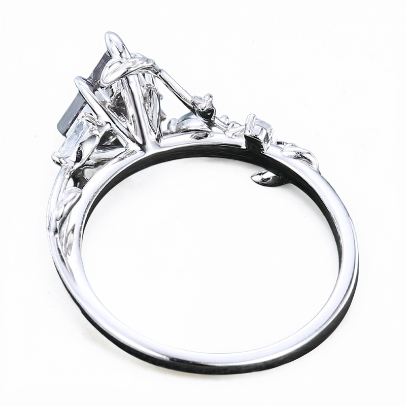 1.74CT kite Cut Salt & Pepper Diamond Moissanite Accented S925 Silver Engagement Ring