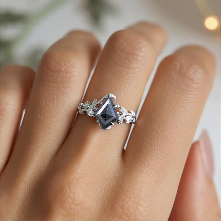 1.74CT kite Cut Salt & Pepper Diamond Moissanite Accented S925 Silver Engagement Ring