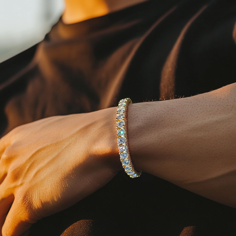 925S & VVS Moissanite 5mm Tennis Bracelet with Iced Out Sides