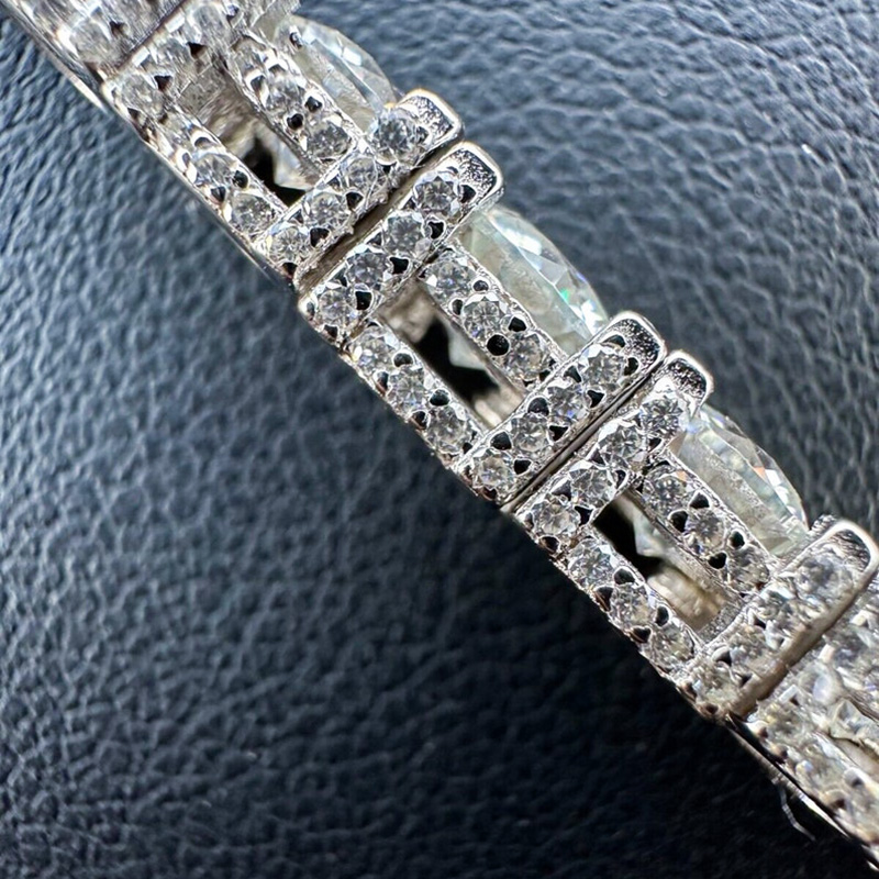 925S & VVS Moissanite 5mm Tennis Bracelet with Iced Out Sides