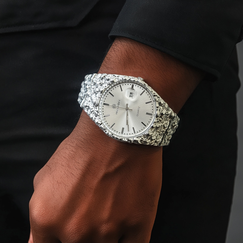 Nugget Date Quartz Watch in Silver
