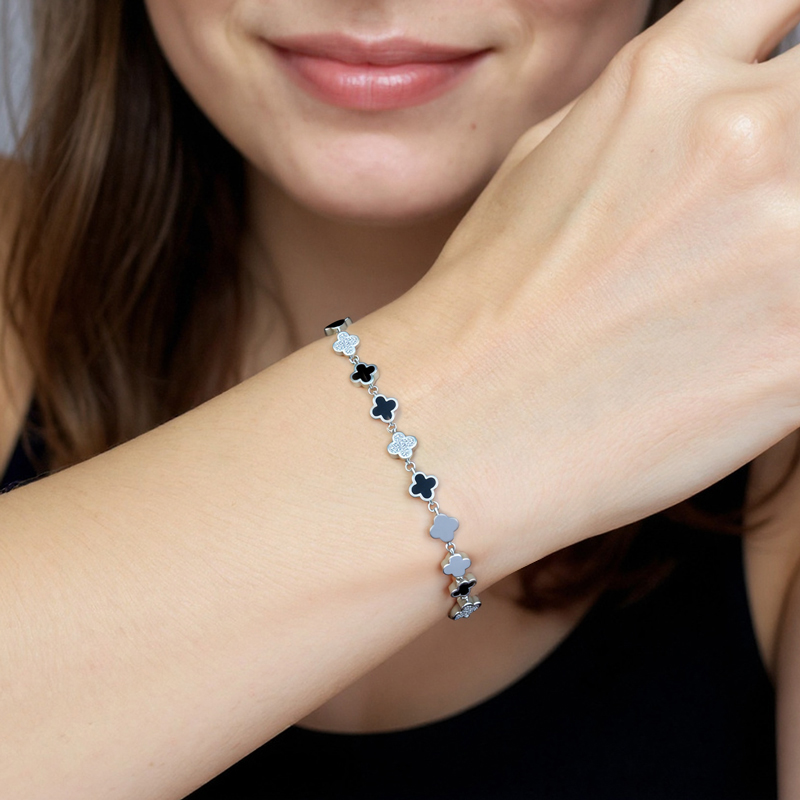 Elegant Four Leaf Clover Bracelet