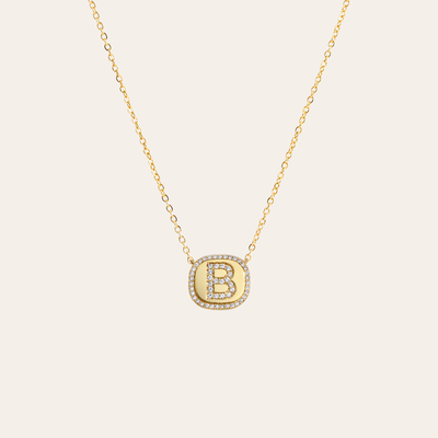 Customized Letter Pendant Necklaces with Diamond