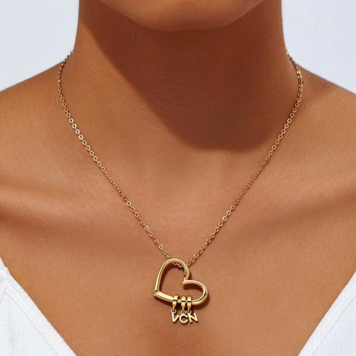 Customizable Initials Elegant Heart Shaped Letters Necklace