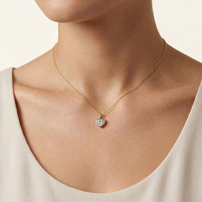 Multi-Cut VVS Moissanite Sparkling Pendent Necklace