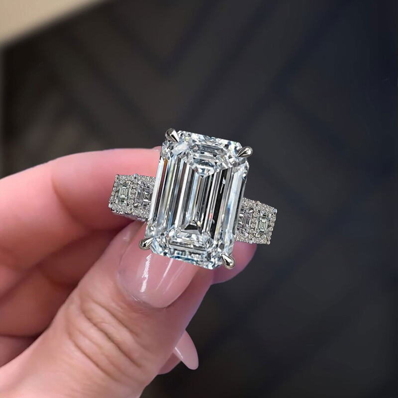 9.5CT Emerald & Round Cut VVS Moissanite S925 Silver Engagement Ring