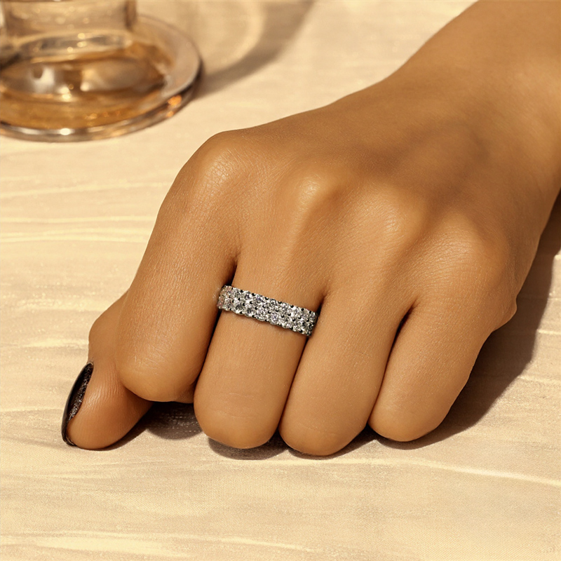 7.2CT Round Cut VVS Moissanite S925 Silver Wedding Band