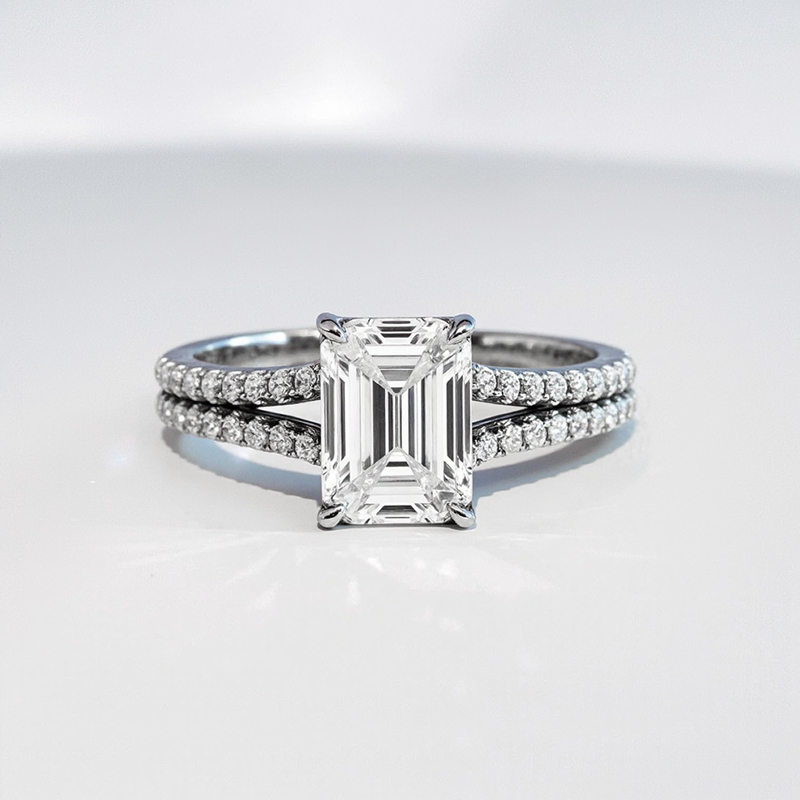 3.84CT Emerald & Round Cut VVS Moissanite S925 Silver Split Shank Engagement Ring