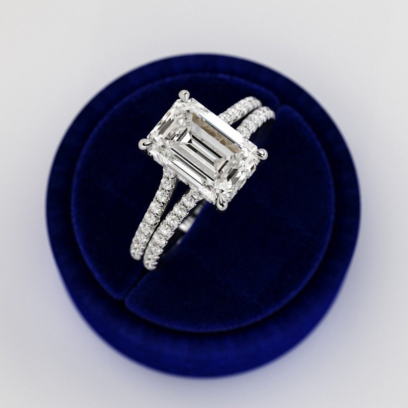 3.84CT Emerald & Round Cut VVS Moissanite S925 Silver Split Shank Engagement Ring