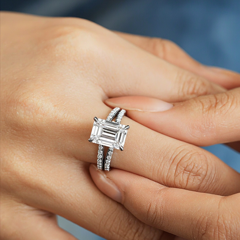 3.84CT Emerald & Round Cut VVS Moissanite S925 Silver Split Shank Engagement Ring