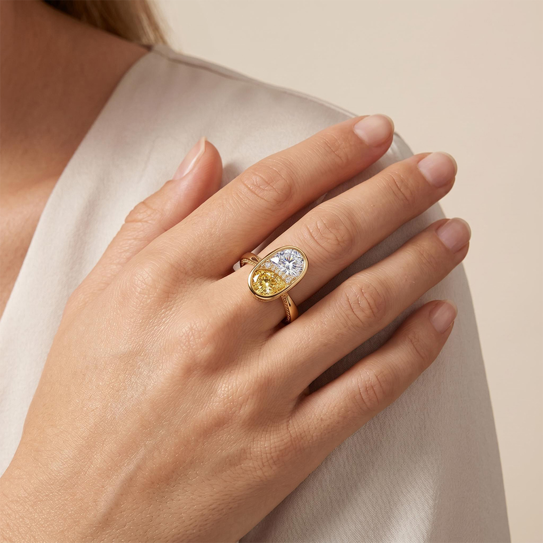 4.15ct. tw. White & Yellow Pear Cut Oval Shape Bezel Engagement Ring 4.15ct. tw. White & Yellow Pear Cut Oval Shape Bezel Engagement Ring