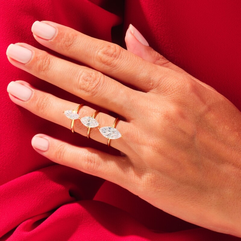 0.5ct - 5ct Solitaire Marquise Cut VVS Moissanite Engagement Ring