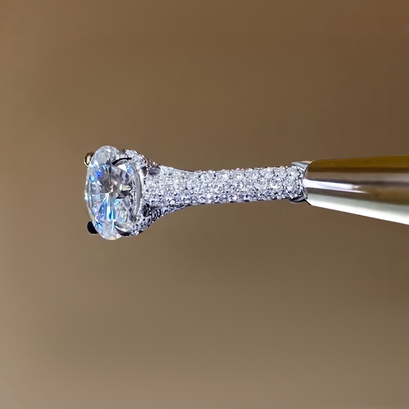 5.6CT Round Cut VVS Moissanite Pave Engagement Ring 5.6CT Round Cut VVS Moissanite Pave Engagement Ring