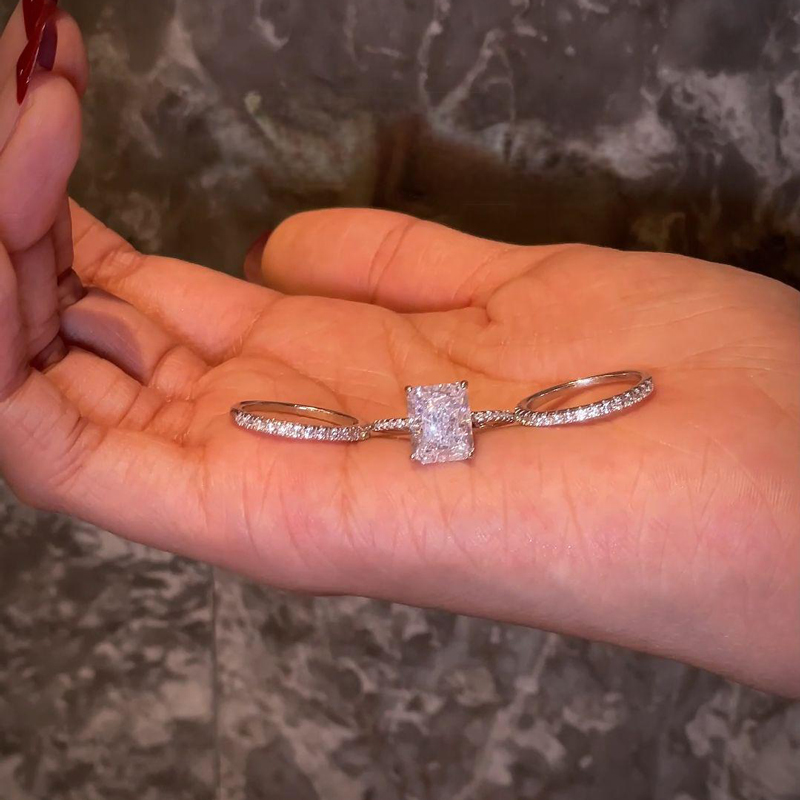 2.68CT Radiant Cut VVS Moissanite Cluster Engagement Ring Set