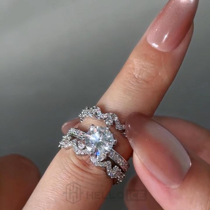 3.89ct. tw. Round Cut VVS Moissanite Halo Engagement Ring Set 3.89ct. tw. Round Cut VVS Moissanite Halo Engagement Ring Set