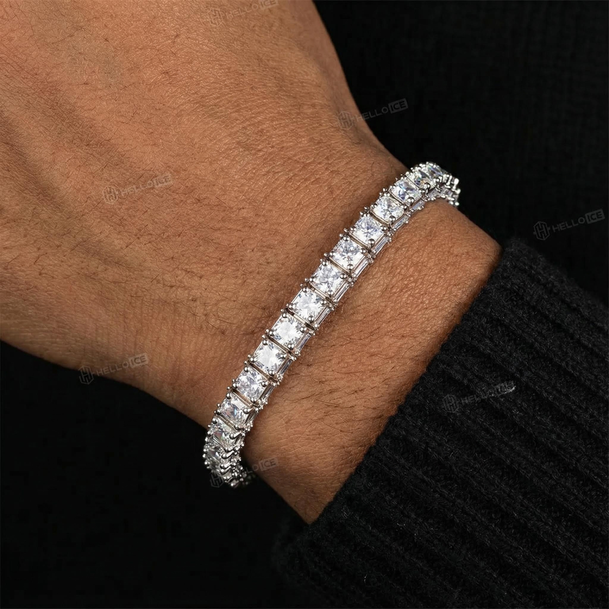 5mm Emerald Cut Sides Round Cut Tennis Bracelet 5mm Emerald Cut Sides Round Cut Tennis Bracelet