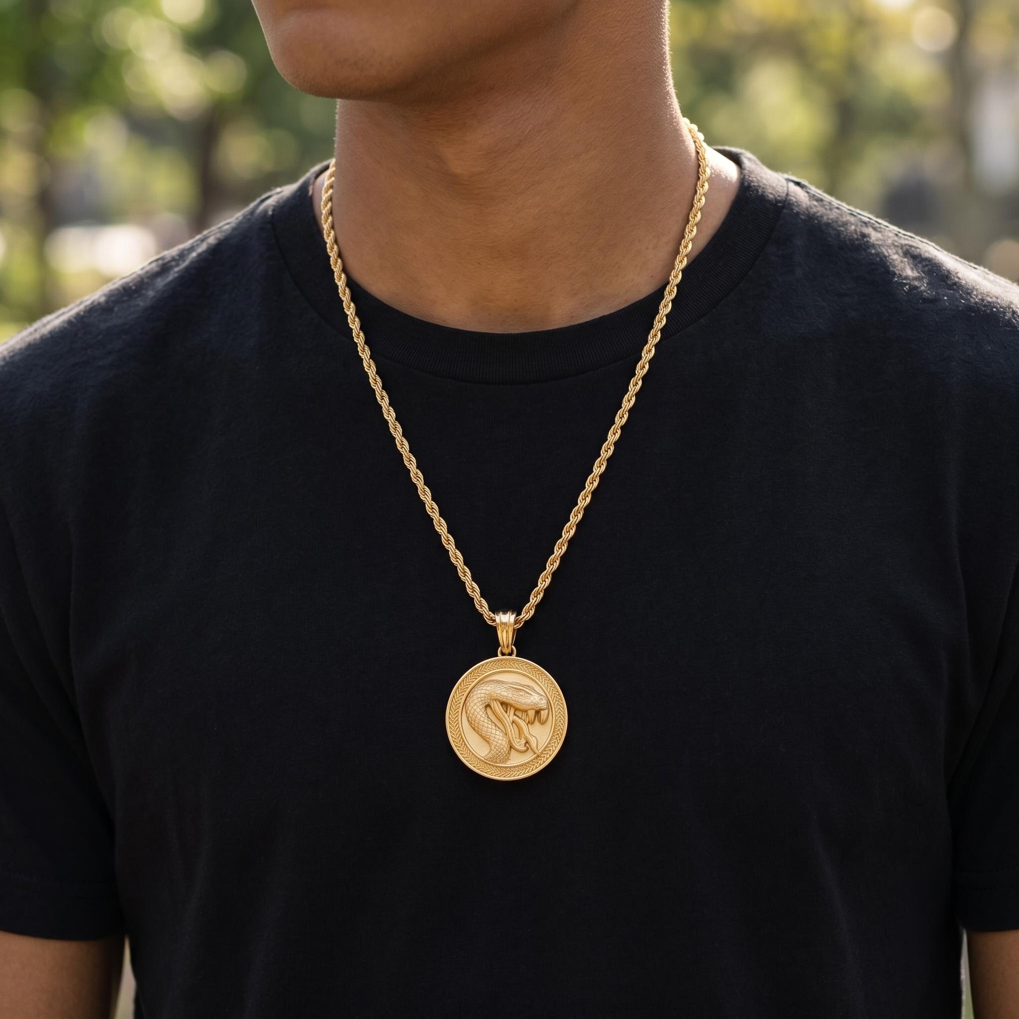 Snake Round Pendant Snake Round Pendant