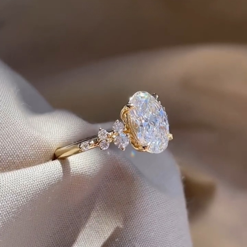 3.47CT Oval Cut VVS Moissanite Sparkling Engagement Ring