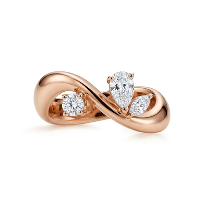 0.75CT Multi-Shaped VVS Moissanite Wavy Band Ring