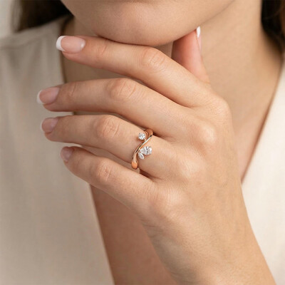 0.75CT Multi-Shaped VVS Moissanite Wavy Band Ring