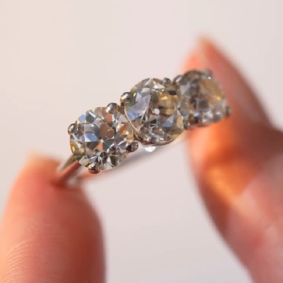 2.5CT Round Cut VVS Moissanite Three Stone Engagement Ring