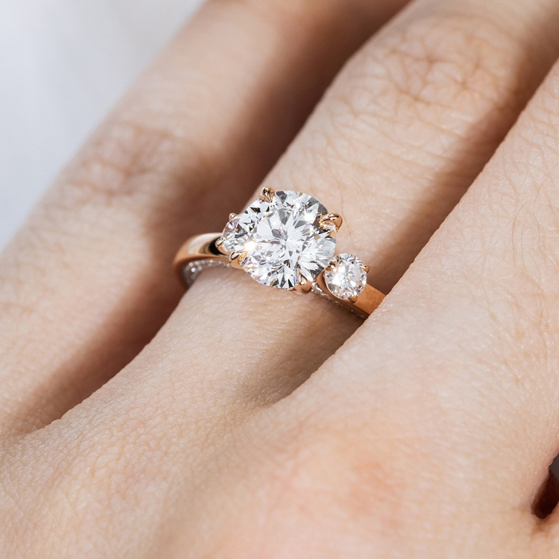 4.8CT Round Cut VVS Moissanite Three Stone Engagement Ring