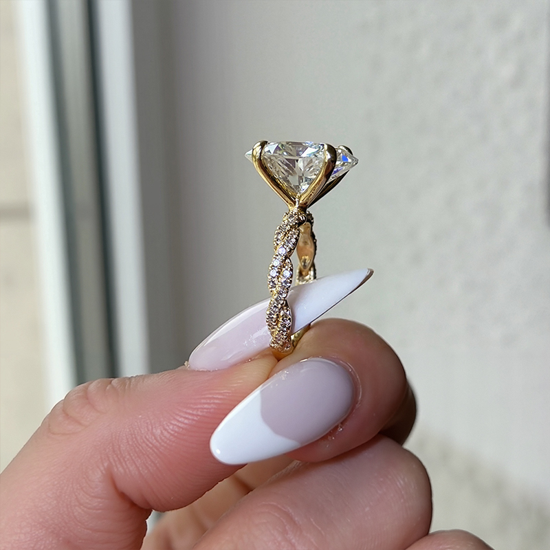 3.55CT Oval Cut VVS Moissanite Pave Twisted Engagement Ring 3.55CT Oval Cut VVS Moissanite Pave Twisted Engagement Ring