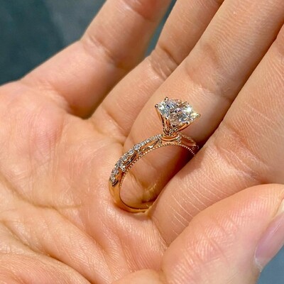 1.48CT 6-Claw Brilliant Round Cut VVS Moissanite Vintage-Inspired Engagement Ring