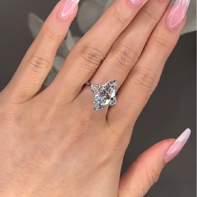 4.46CT Marquise Cut with Heart Side Stones VVS Moissanite Engagement Ring 4.46CT Marquise Cut with Heart Side Stones VVS Moissanite Engagement Ring