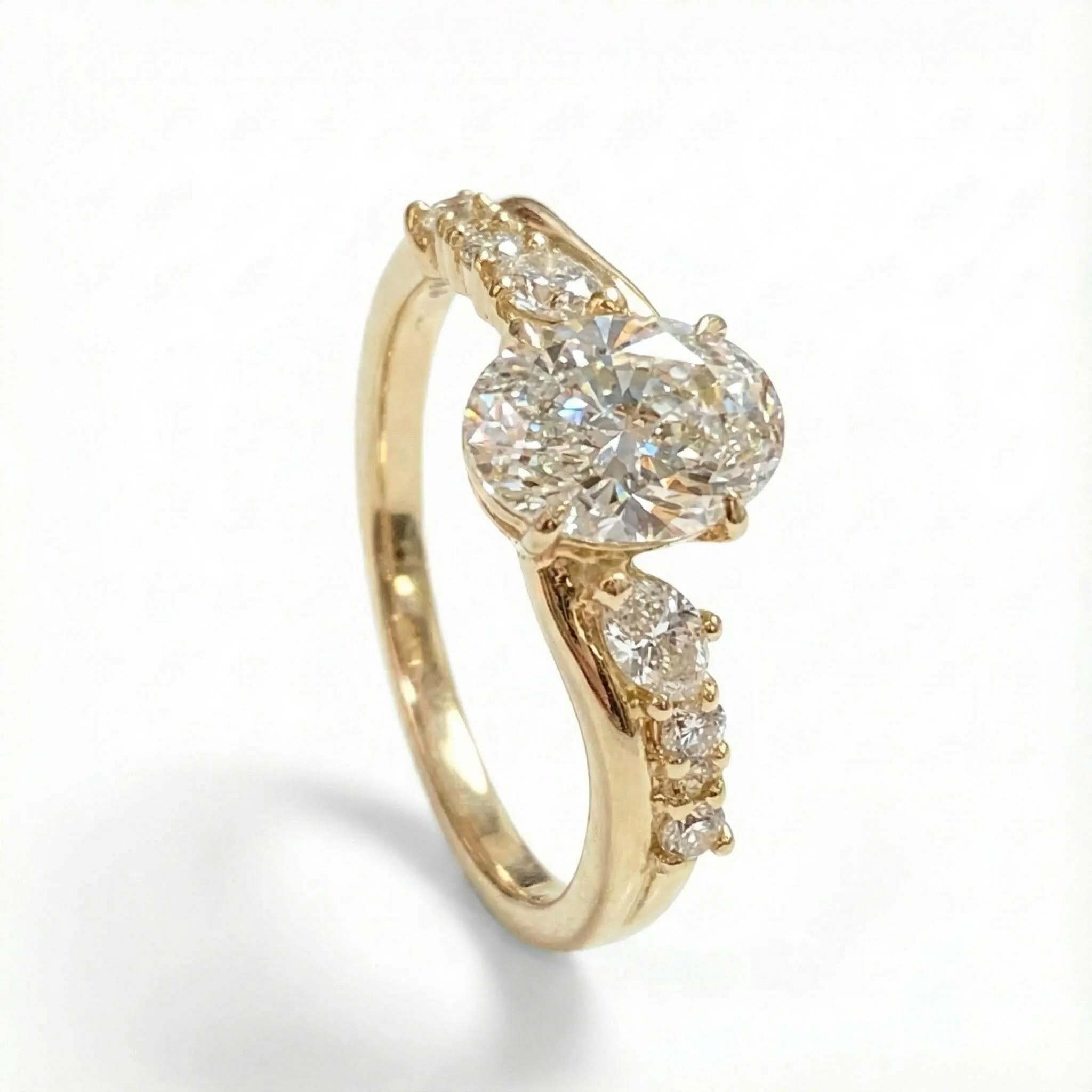 7.8CT Oval Cut VVS Moissanite Twisted Engagement Ring