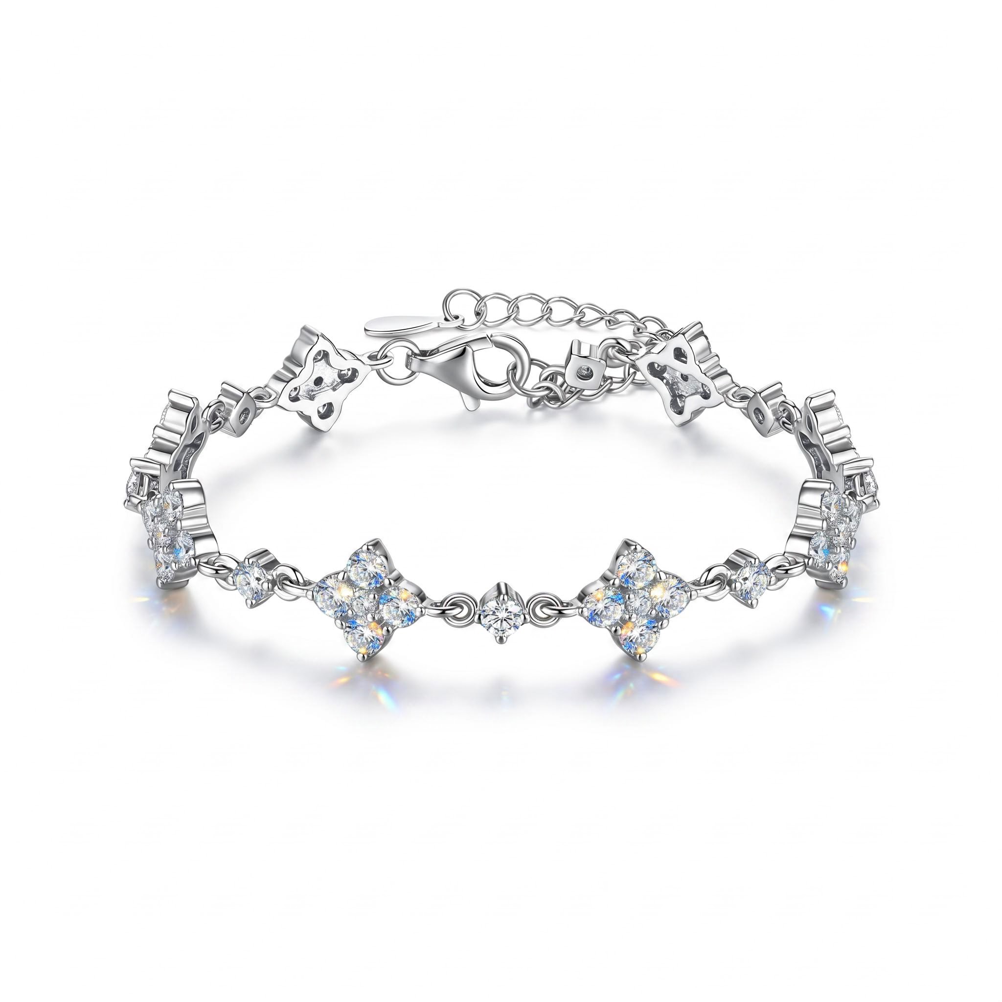 VVS Moissanite S925 Silver Four Leaf Clover Bracelet VVS Moissanite S925 Silver Four Leaf Clover Bracelet
