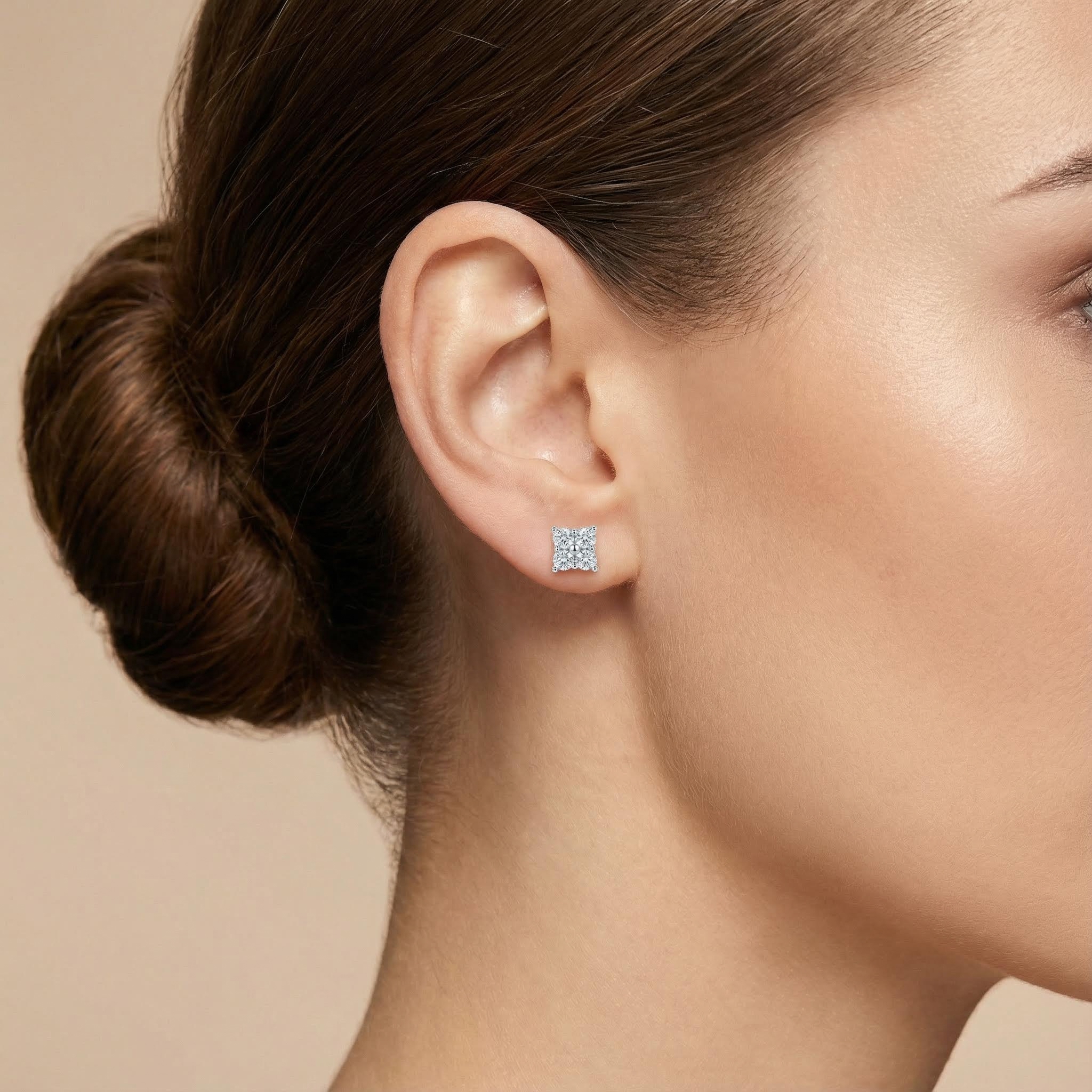 0.48CT Round Cut VVS Moissanite S925 Silver Prong Flower Diamond Stud Earrings